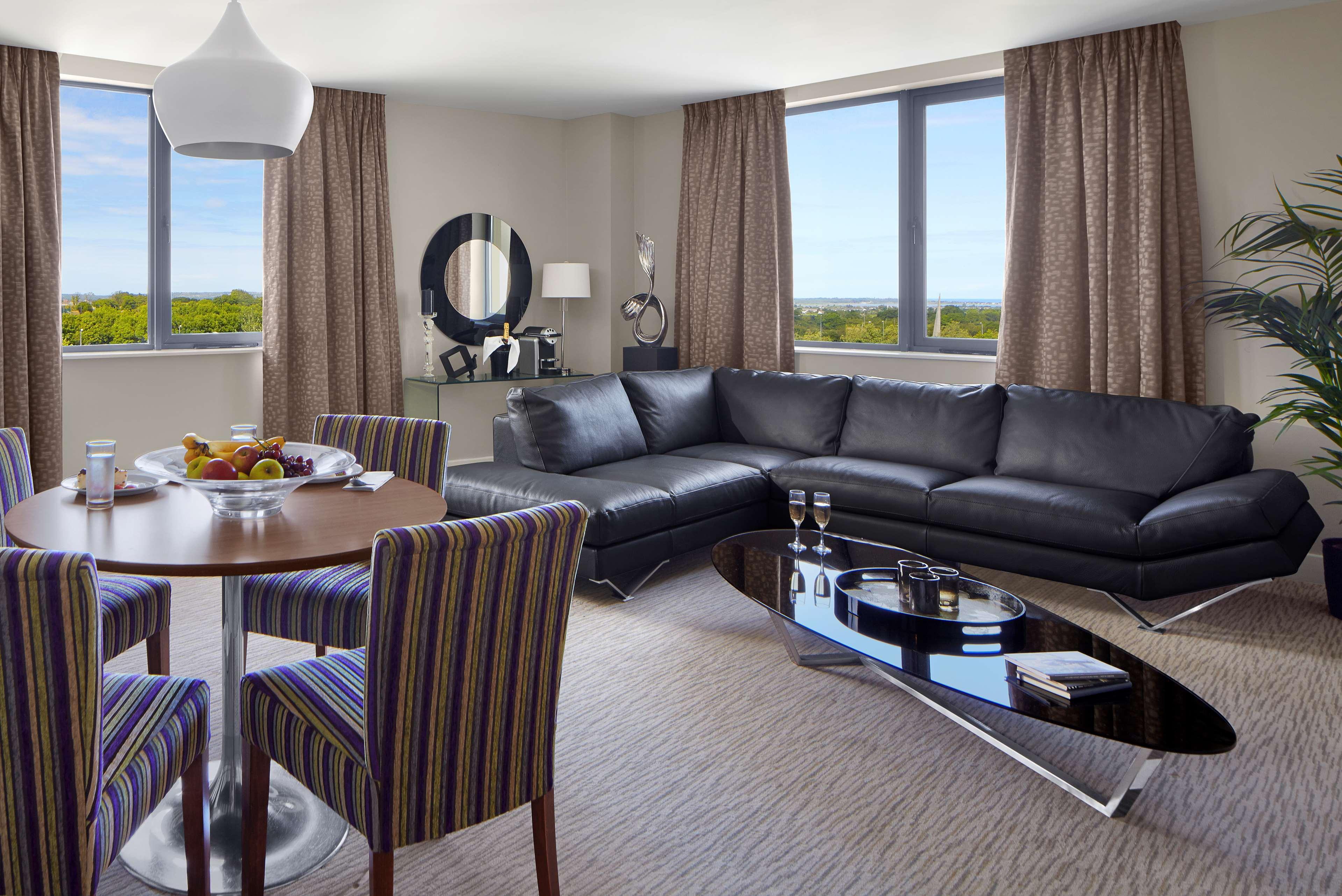 Radisson Blu Hotel Dublin Airport Cloghran Esterno foto