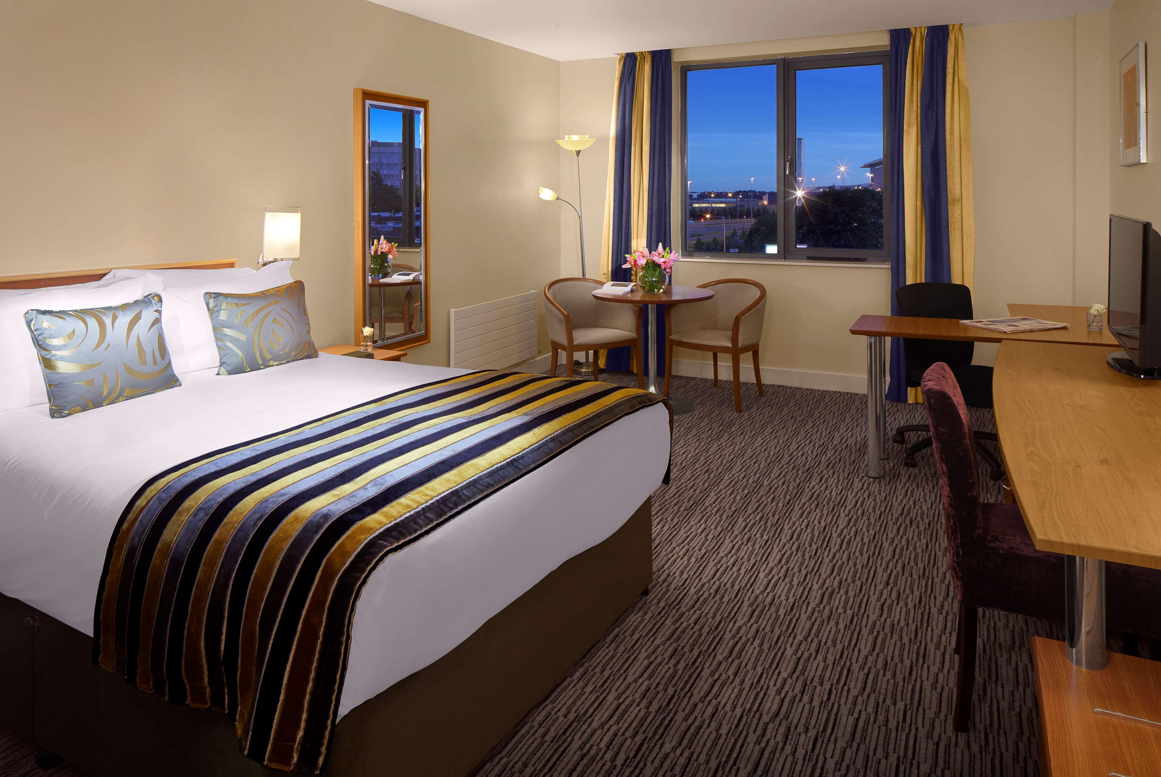 Radisson Blu Hotel Dublin Airport Cloghran Esterno foto
