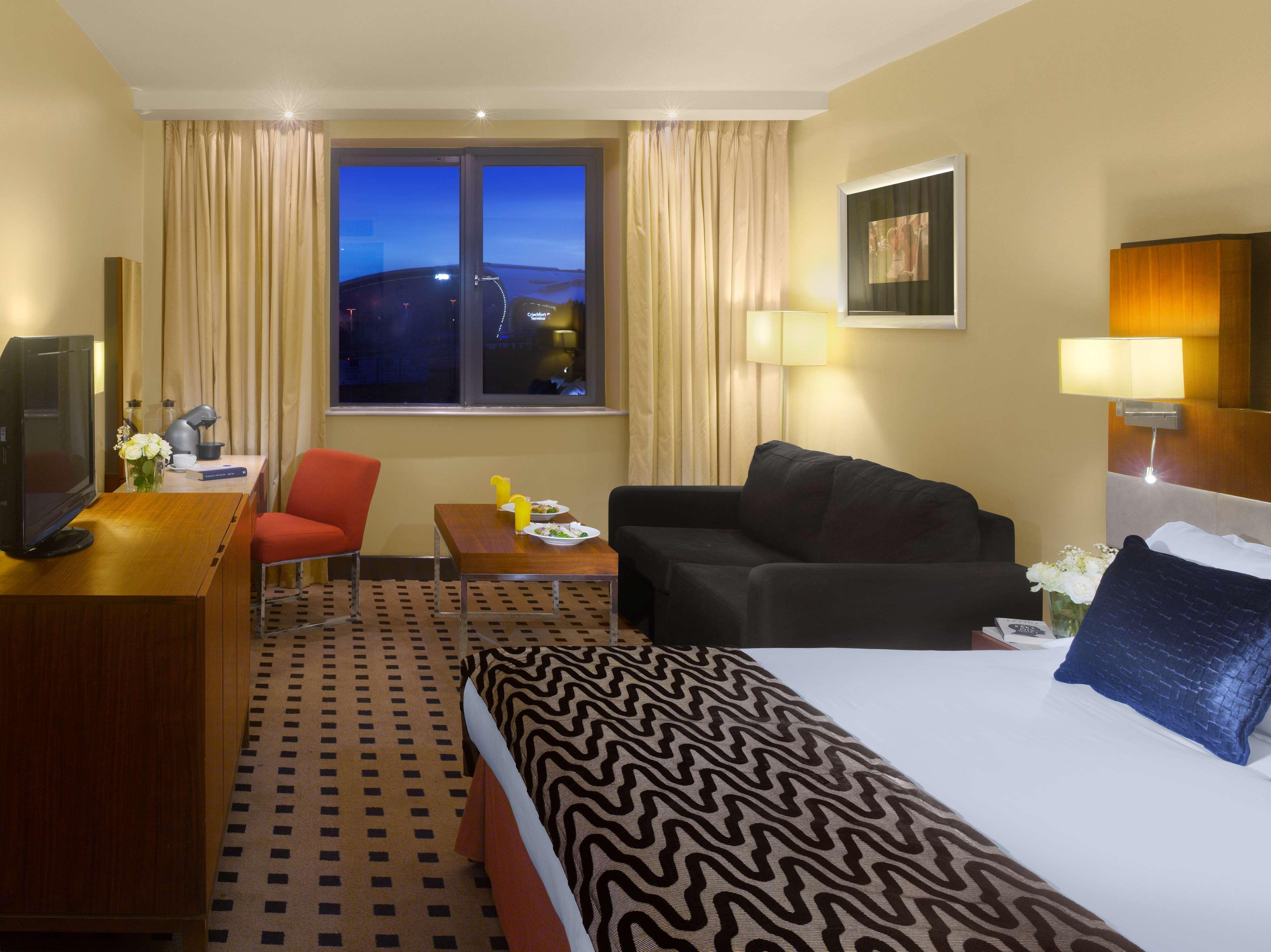 Radisson Blu Hotel Dublin Airport Cloghran Esterno foto