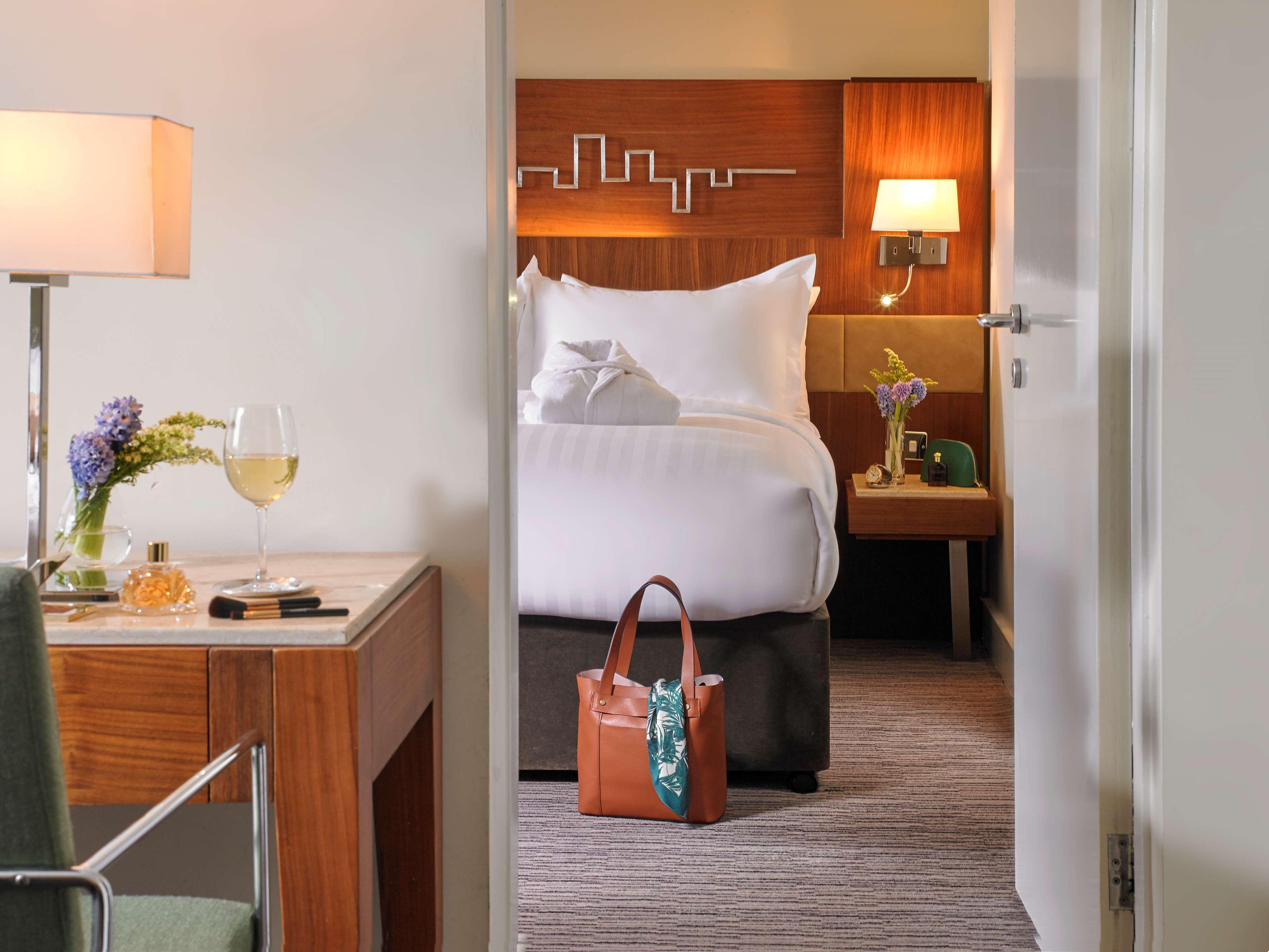 Radisson Blu Hotel Dublin Airport Cloghran Esterno foto
