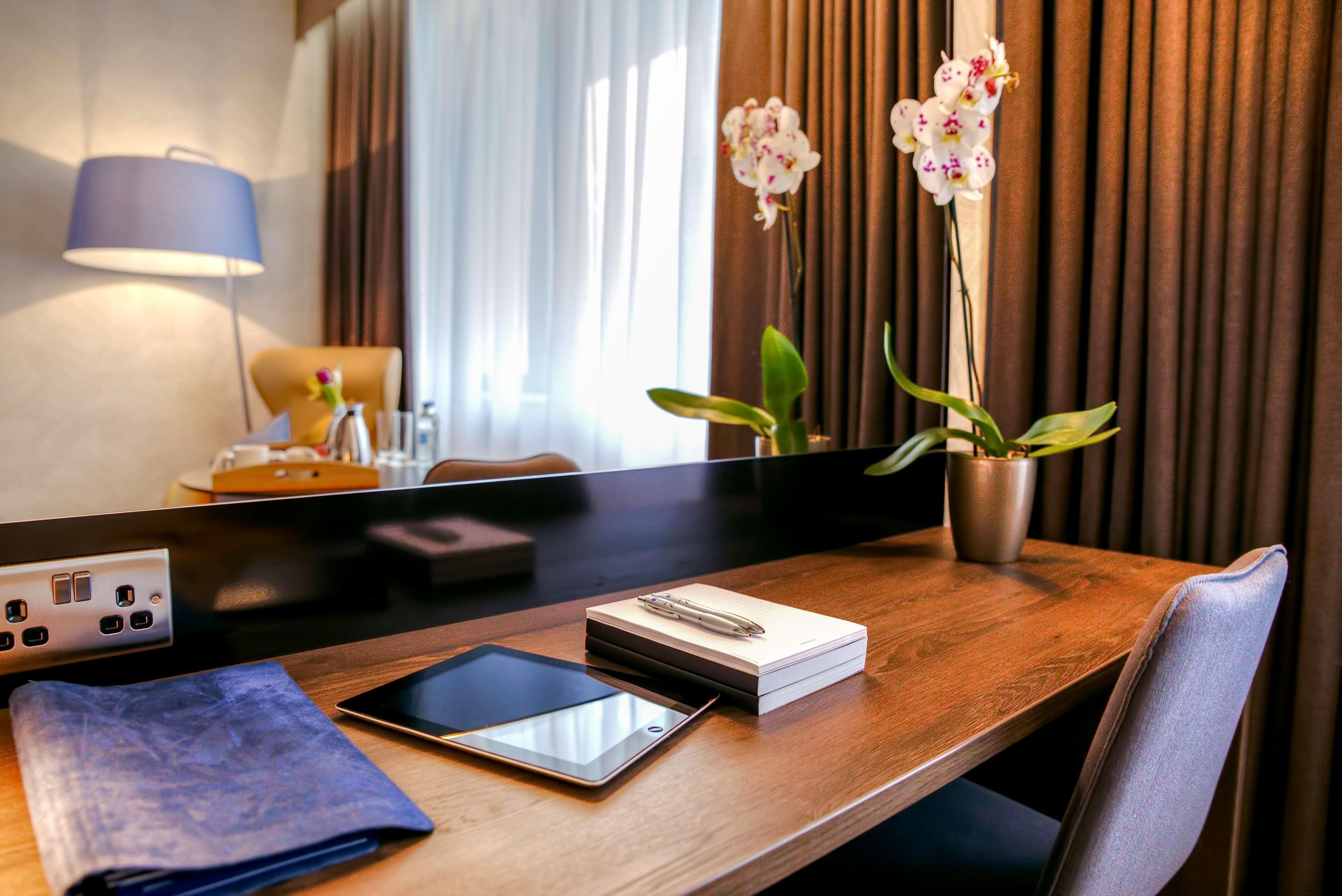 Radisson Blu Hotel Dublin Airport Cloghran Esterno foto