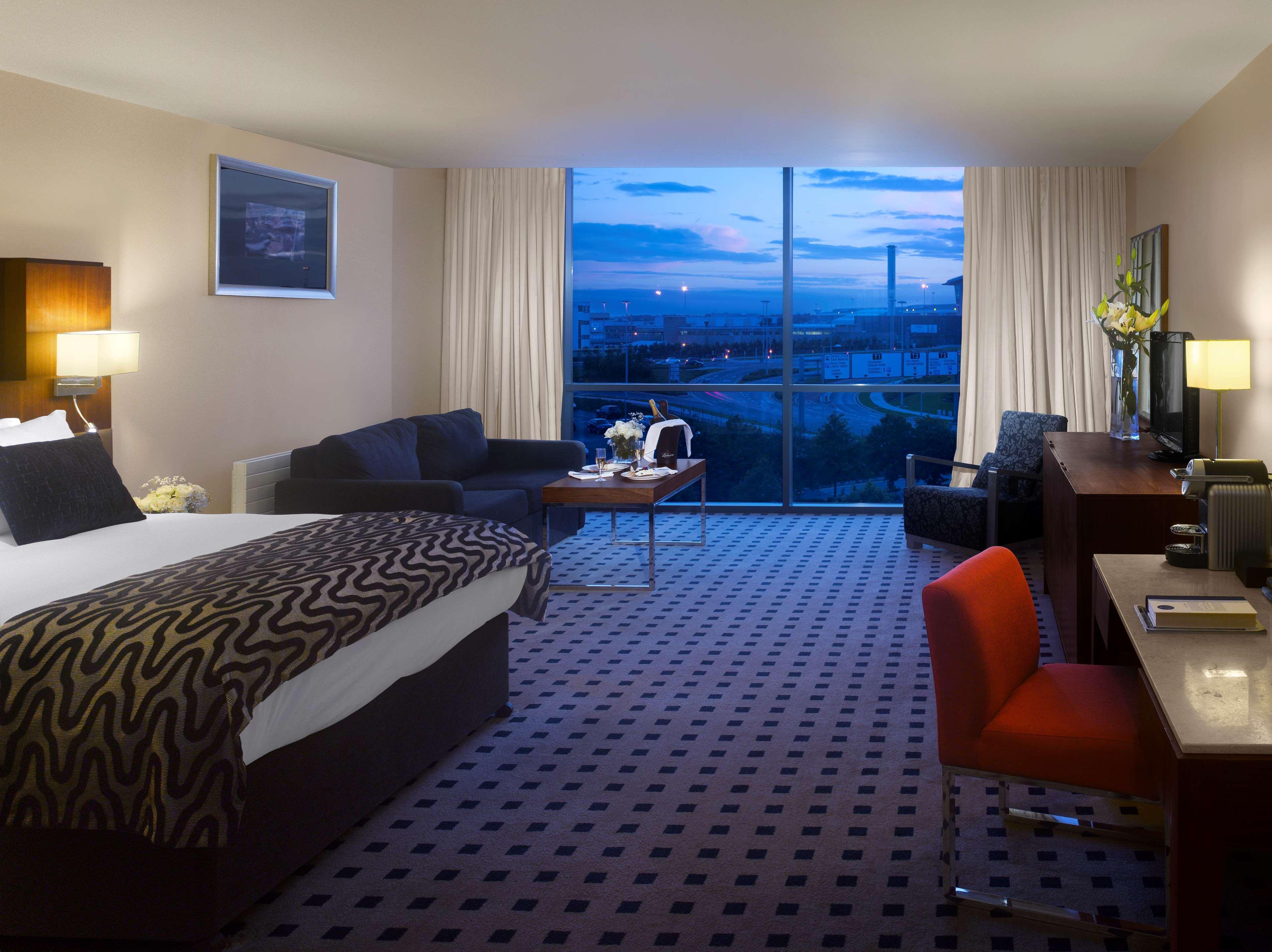 Radisson Blu Hotel Dublin Airport Cloghran Esterno foto