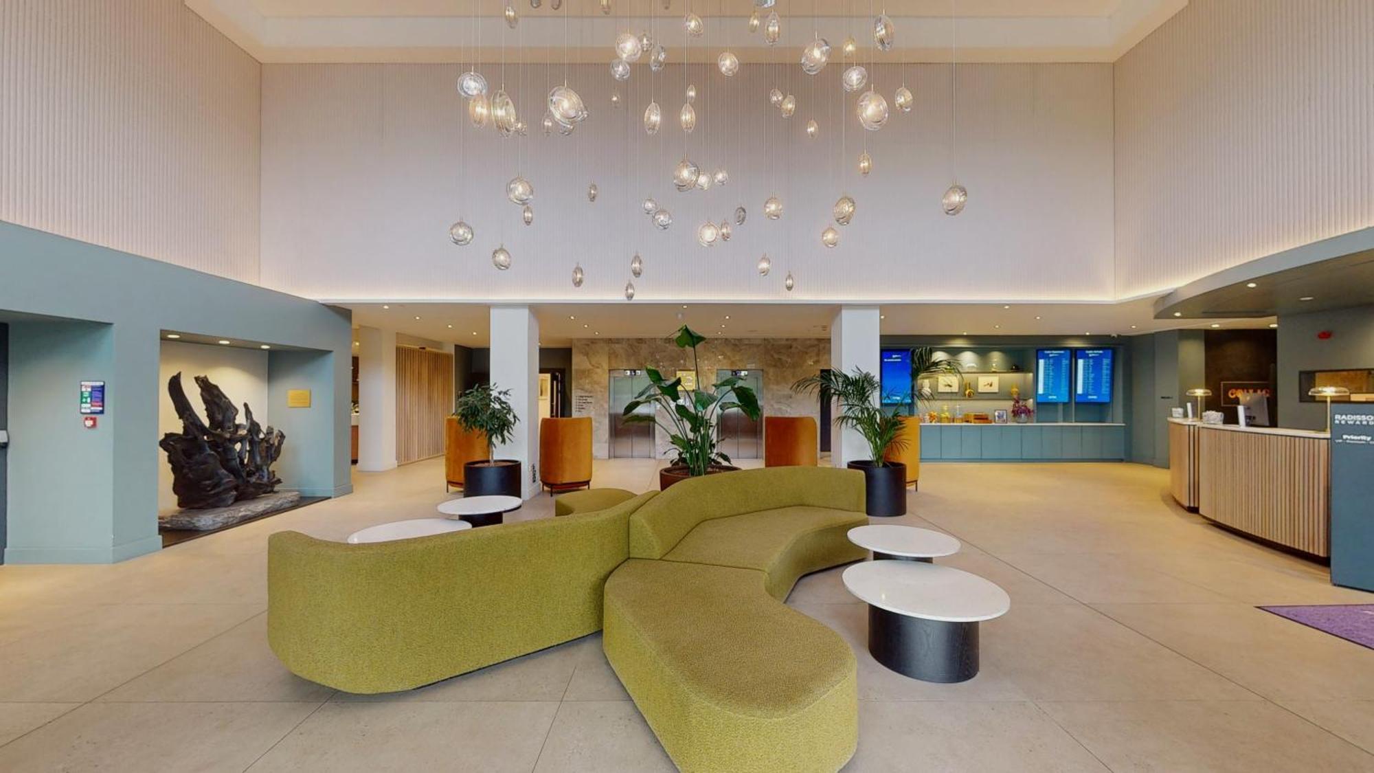 Radisson Blu Hotel Dublin Airport Cloghran Esterno foto